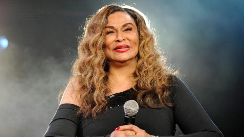 Tina Knowles-Lawson speaks onstage during Beautycon Festival Los Angeles 2019 at Los Angeles Convention Center in August 2019. (Photo by John Sciulli/Getty Images for Beautycon)