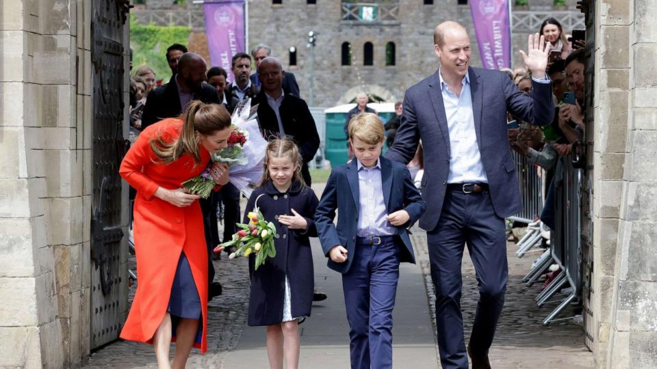 PHOTO: Catherine, Duchess of Cambridge, Princess Charlotte of Cambridge, Prince George of Cambridge and Prince William, Duke of Cambridge during a visit to Cardiff Castle,  June 4, 2022 in Cardiff, Wales.  (Chris Jackson/Getty Images)