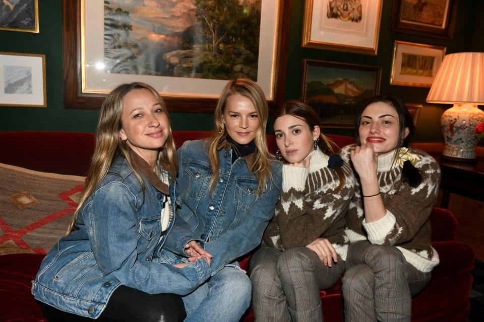 Jennifer Meyer, Kelly Sawyer Patricof, Jamie Schneider Mizrahi, and Phoebe Tonkin