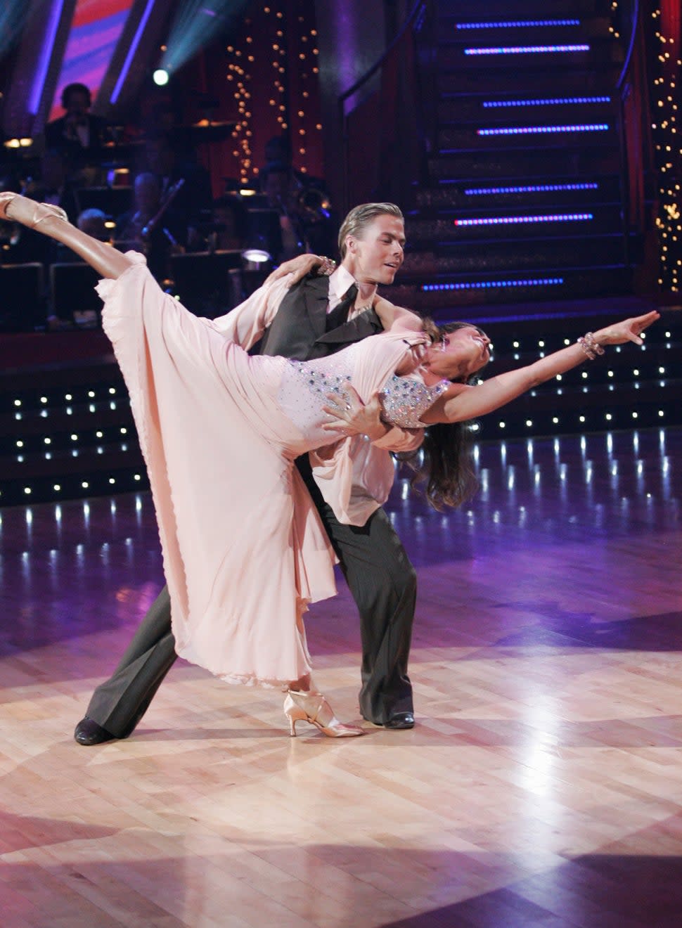 UNITED STATES - NOVEMBER 25: DANCING WITH THE STARS THE RESULTS SHOW - 
