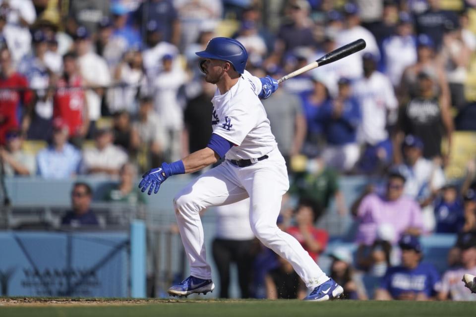 Gavin Lux hits a walk-off double in the ninth inning against the Phillies.