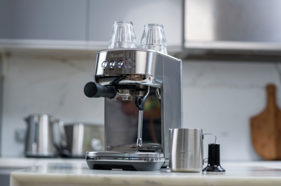 Save $110 on this Breville espresso machine from Best Buy Canada (Photo via Best Buy Canada)