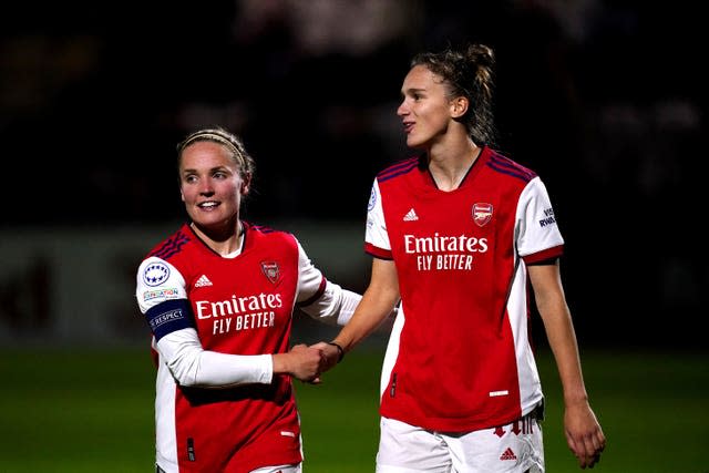 Kim Little and Vivianne Miedema