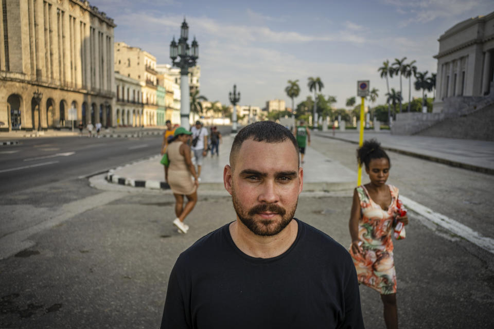 Elián González posa para una foto en La Habana, Cuba, el jueves 27 de junio de 2023. (AP Foto/Ramón Espinosa)