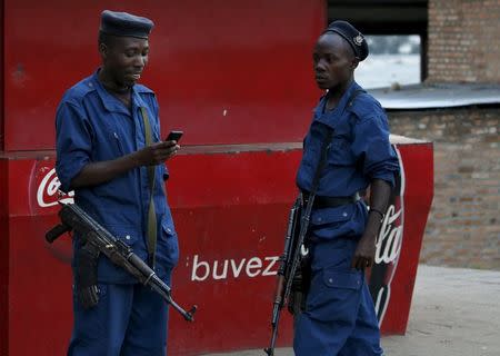 Burundi police patrol the streets of Musaga district in the capital Bujumbura after the results of this weeks presidential elections were released, July 24, 2015. REUTERS/Mike Hutchings