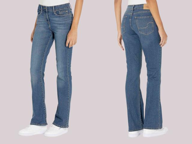 These Under-$30 Levi's Jeans Feel “Like Sweatpants,” According to   Shoppers