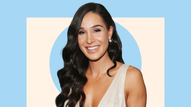 Kayla Itsines Just Revealed She Has Endometriosis