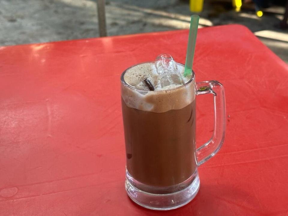 Titiwangsa Wang Kopitiam - Iced Hainam tea