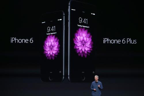 Tim Cook introduces the iPhone 6 and iPhone 6 Plus