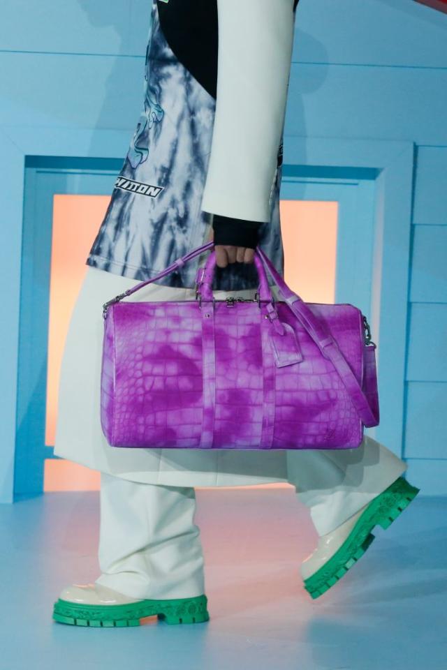 Louis Vuitton on X: Merging motifs. A range of bags and accessories from  @VirgilAbloh's latest #LVPreColl line features the new Monogram Tapestry  pattern. Explore more of #LouisVuitton's holiday #LVGifts at