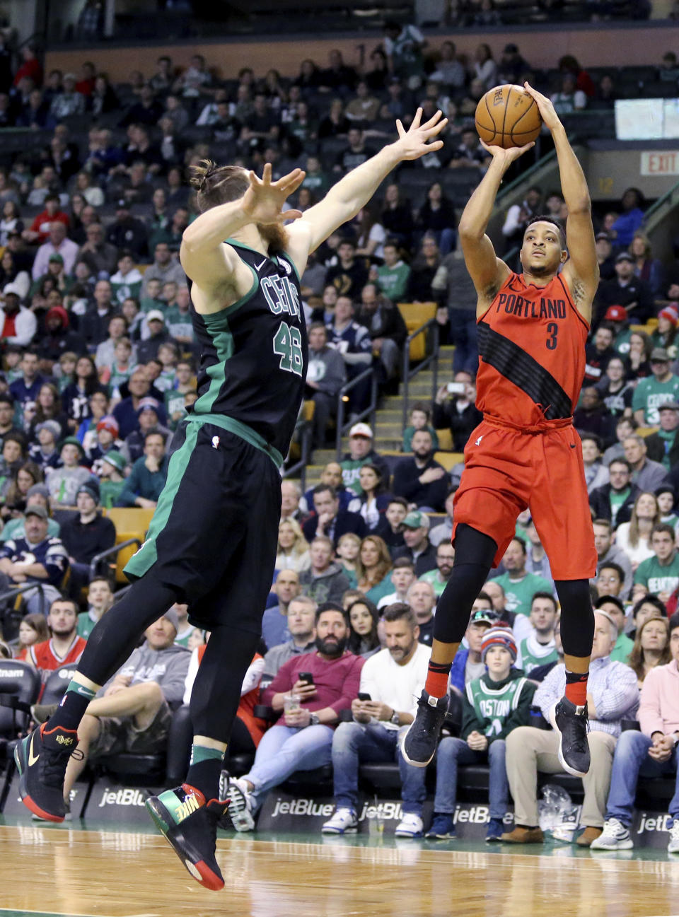 McCollum’s shooting splits of 45-42-86 are a testament to his overall efficiency. (AP Photo/Mary Schwalm)