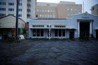 <p>Las calles de Fort Myers bajo el agua REUTERS/Marco Bello</p> 