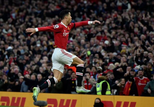 Manchester United - Tottenham, la Premier League: un hat-trick de Cristiano Ronaldo para convertirse en el máximo goleador de la historia del fútbol y darle el triunfo a equipo