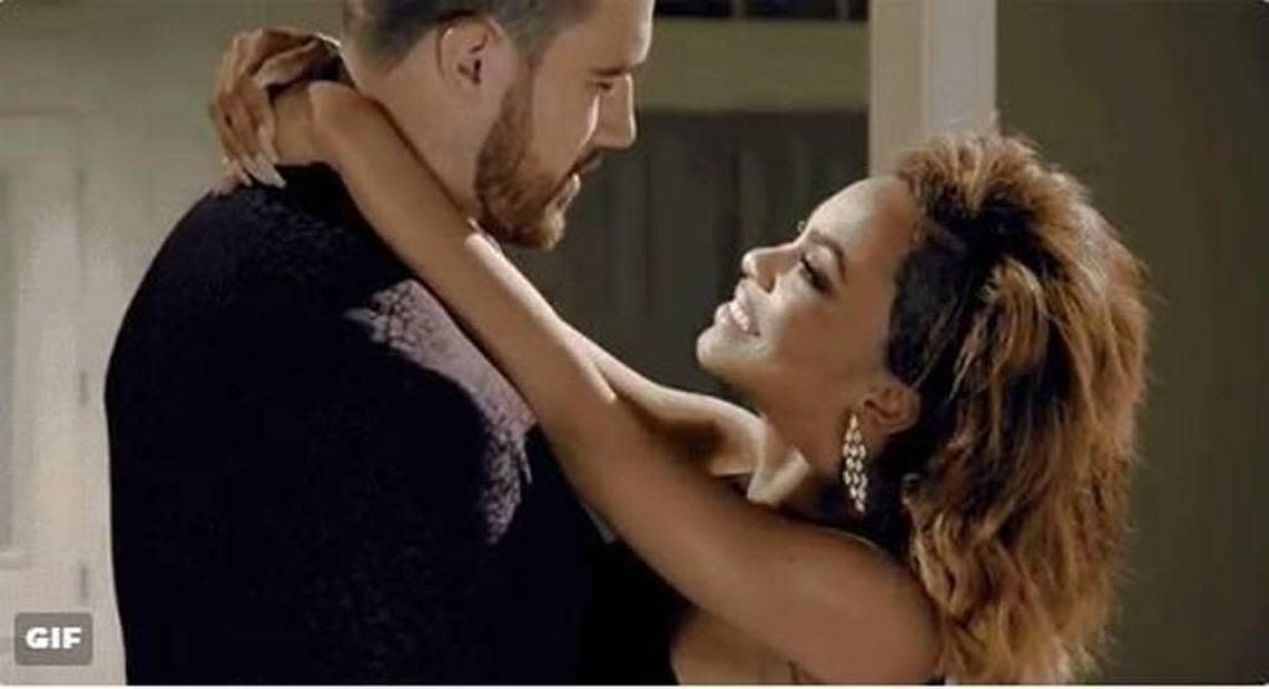 On the finale of his reality dating show, Kansas City Chiefs tight end Travis Kelce picked Maya Benberry as the winner.