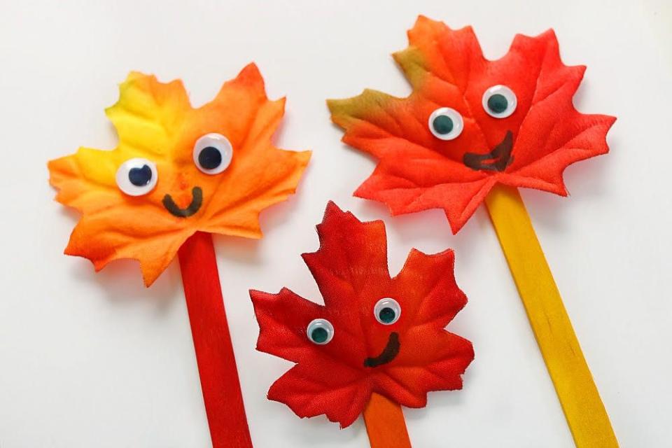 Leaf Family Puppets