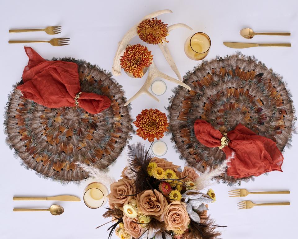 Thanksgiving place settings by TableTop Creations.