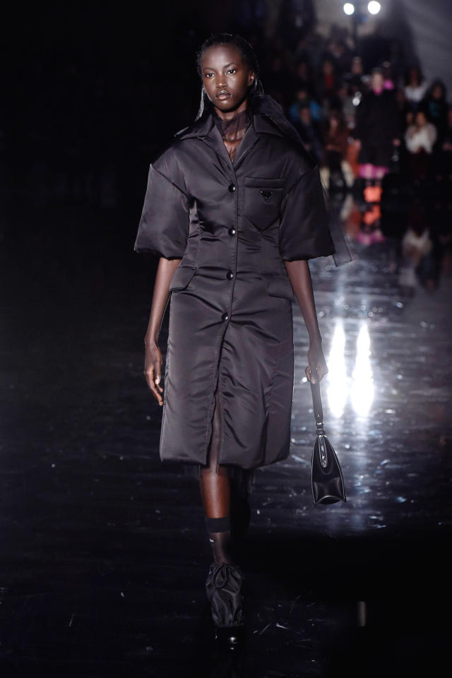 Louis Vuitton Spring 2018  Fashion, Black female model, Female models