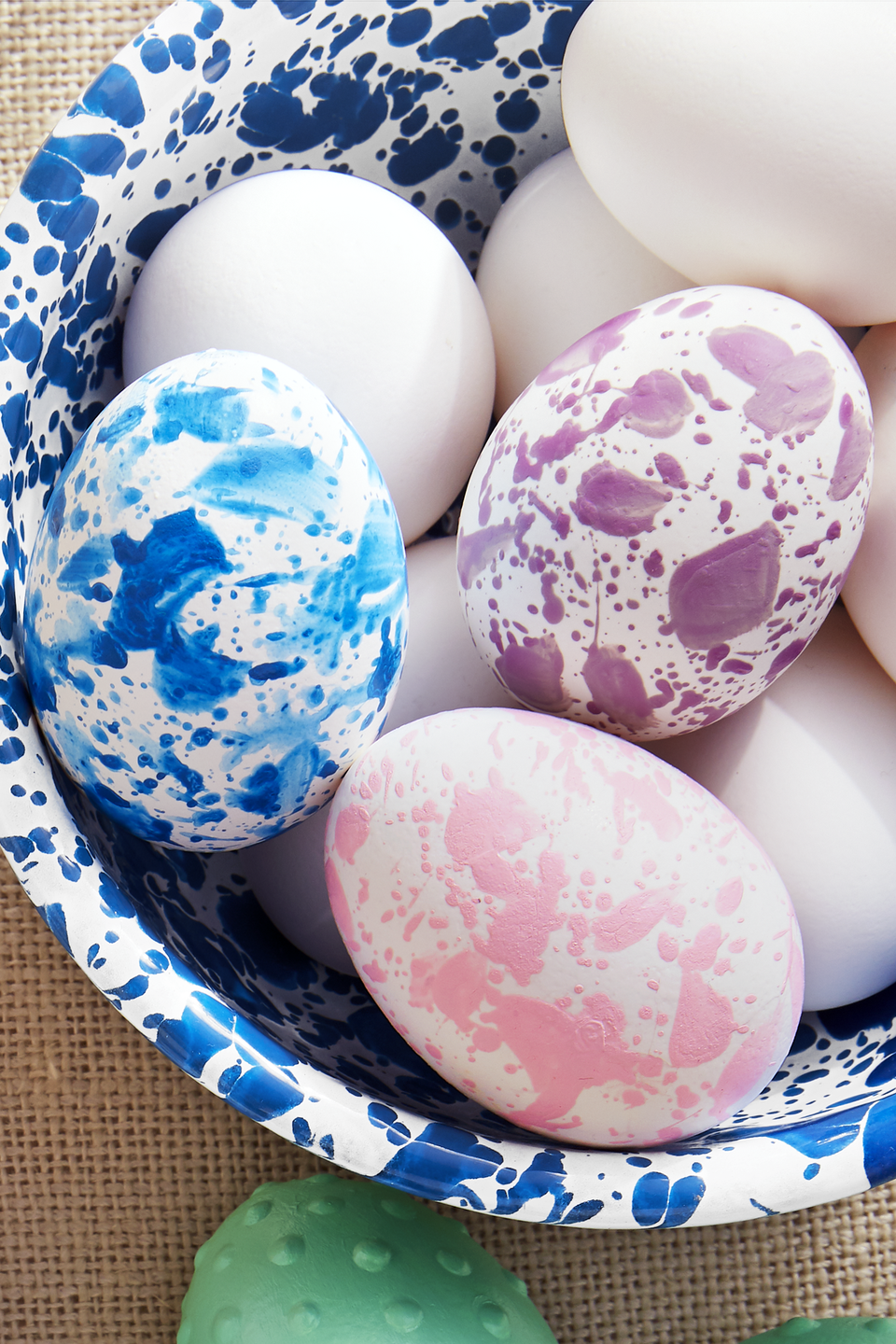 19) Spatterware Easter Egg Design