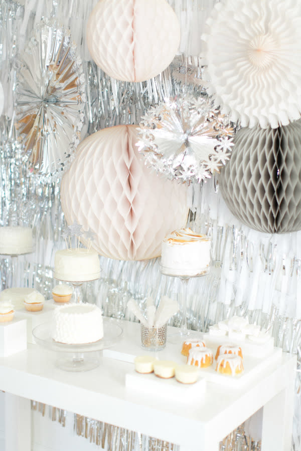 Decor: Silver & Sparkly Everything