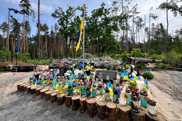 Memorial en la “zona cero” de la defensa de Kiev en Moshchun