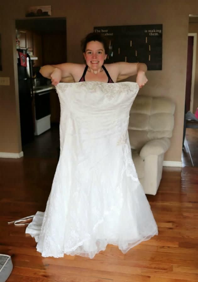 Disappointed with her wedding photos, the full-time mum was motivated to loose an amazing 65kg. Source: MEGA