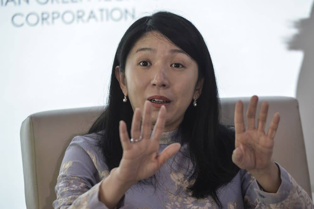 Energy, Science, Technology, Environment and Climate Change Minister Yeo Bee Yin said her ministry is consulting the Attorney General’s Chambers to impose higher fines against the power giant for overcharging thousands of users for consumption of electricity in May. — Picture by Shafwan Zaidon