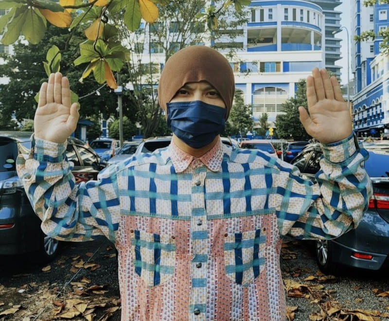 Malaysian rapper Namewee has surrendered himself to Dang Wangi police station over his film ‘Babi’. — Picture via Facebook/Namewee