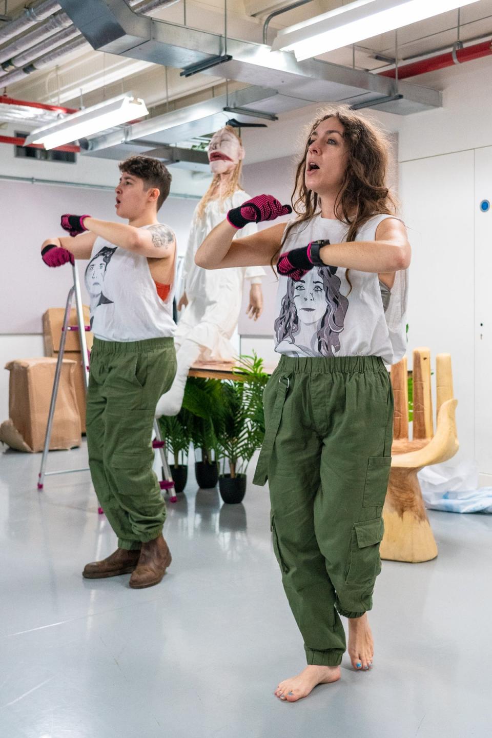 Louise Mothersole, left, and Rebecca Biscuit in rehearsals for Evita Too (Zbigniew Kotkiewicz)