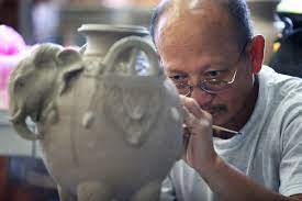 Cambodian ceramic artist Yary Livan