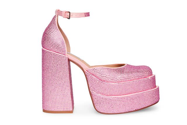 <p>Steve Madden</p>