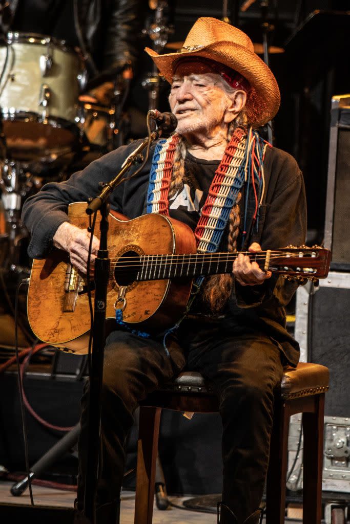 willie nelson young photos