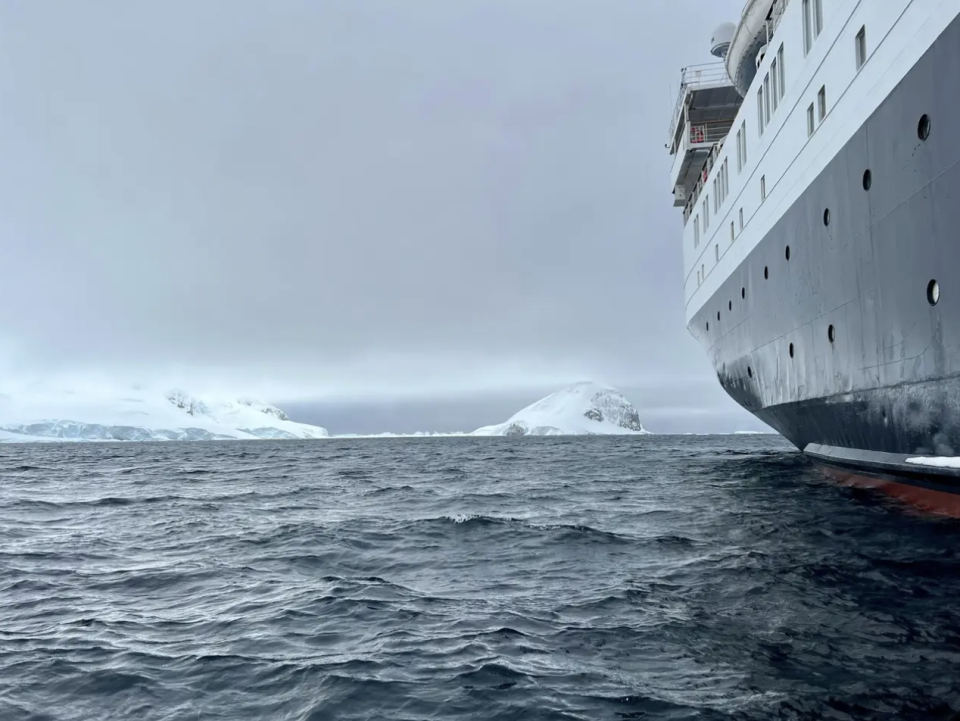  Die mittlere Wintertemperatur in den Küstengebieten der westlichen Antarktis beträgt  -20 bis -30°C. - Copyright: Taylor Rains / Business Insider