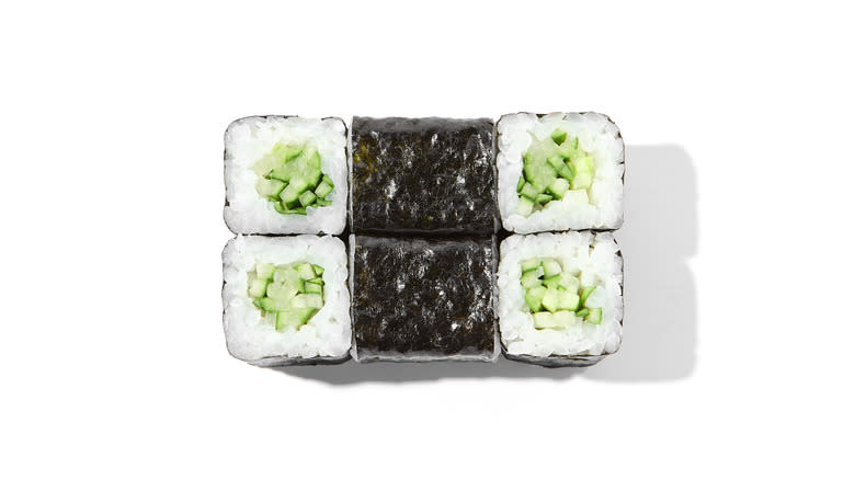 classic kappa maki cucumber roll