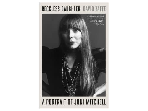 Best Joni Mitchell Books: Reviews of Singer's Biography to Read, Buy