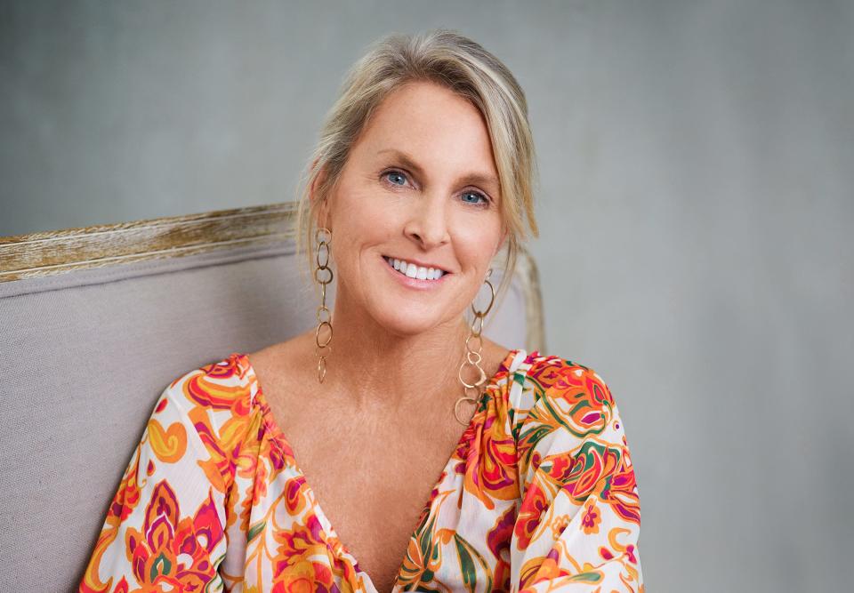 Nantucket author Elin Hilderbrand, dubbed "queen of the beach reads," will launch an online book club with Literati as of June 1 -- the same day she releases her new novel.