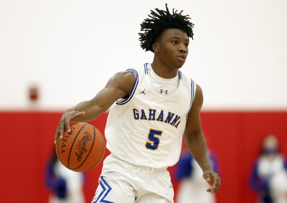 Sean Jones plays against Olentangy Liberty in a Division I regional semifinal in 2021.