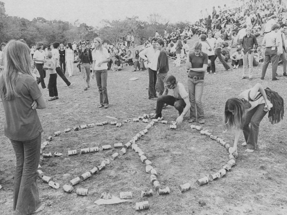 Símbolo de la paz en Greynolds Park en 1970.