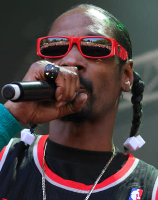 Snoop Dogg Cancels European Tour Dates!