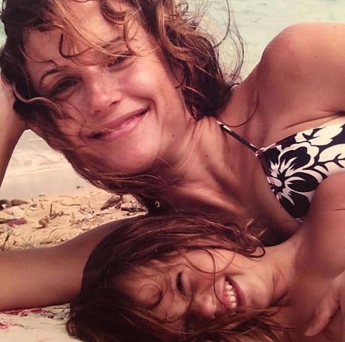 Kelly Preston con su hija Ella 