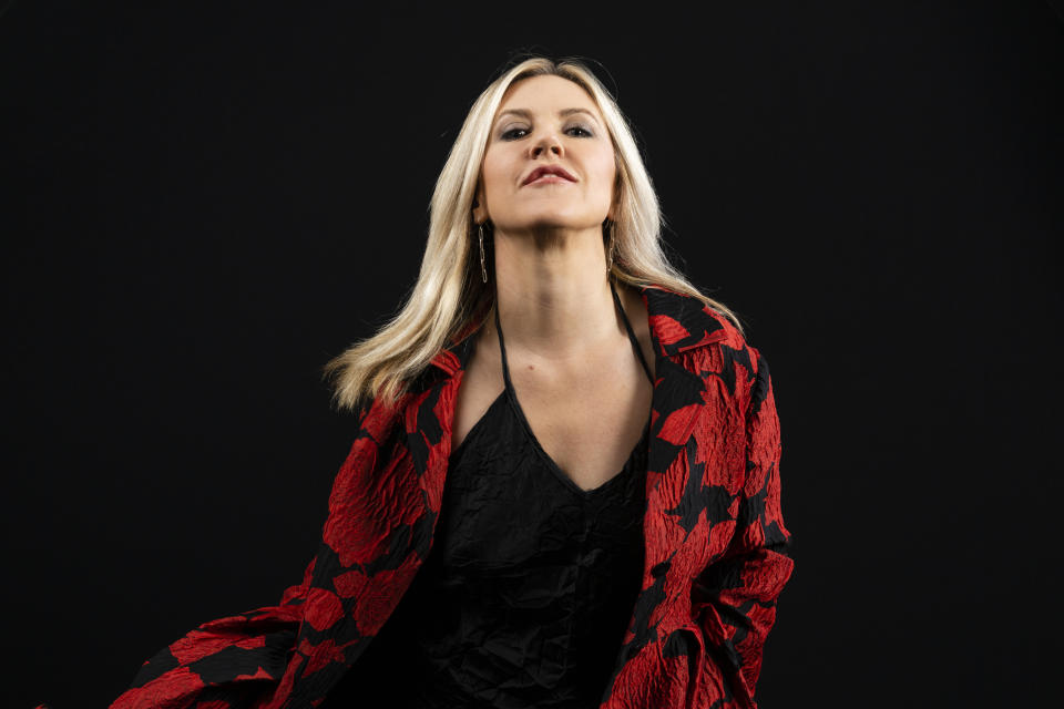 This Oct. 4, 2019 photo shows singer-songwriter Liz Phair posing for a portrait to promote her memoir "Horror Stories," in Los Angeles. (Photo by Willy Sanjuan/Invision/AP)