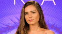 <p>A las pocas horas de estrenarse <em>Gran Hermano Revolution</em> en Telecinco, se reveló el secreto de Laura Velasco, una joven que nació hace 25 años en la localidad sevillana de Maicena de Aljarafe y que trabajaba hasta hace unos días en una farmacia. <strong>Sí, la joven es transexual. ¿Y qué?</strong> (Imagen: Mediaset). </p>