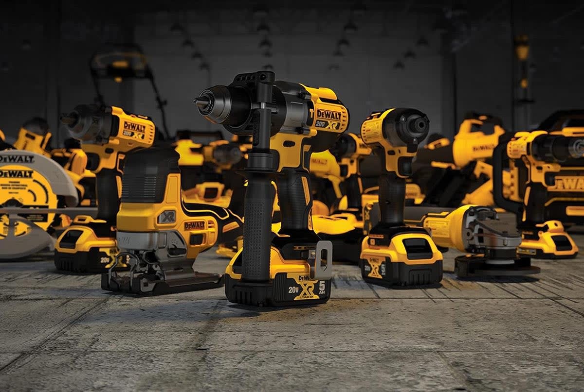 The Best Gifts for a DeWalt Diehard Options