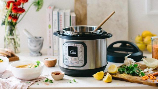 shoppers are going nuts over this $32 Instant Pot accessory kit