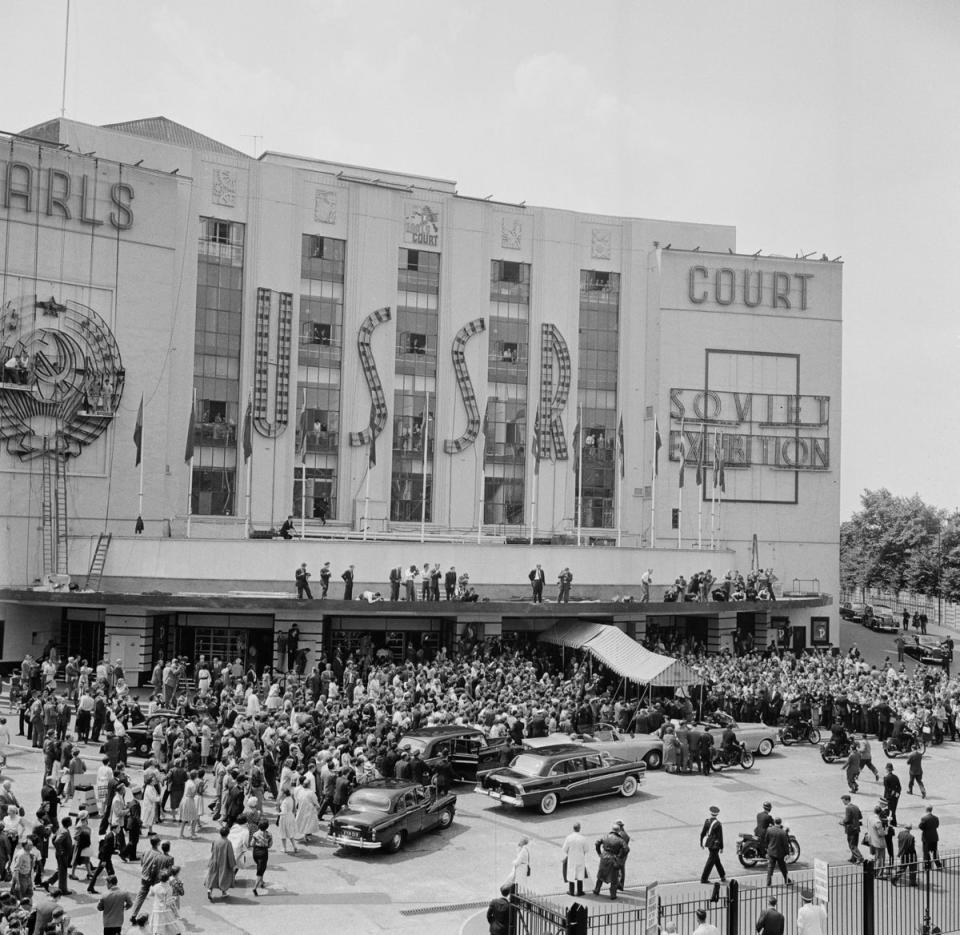 Soviet cosmonaut Yuri Gagarin’s motorcade arriving at Earls Court Exhibition Centre in London on July 11th, 1961. Gagarin is visiting the ‘Soviet Exhibition’ trade fair as part of a four-day visit to Great Britain (Getty Images)