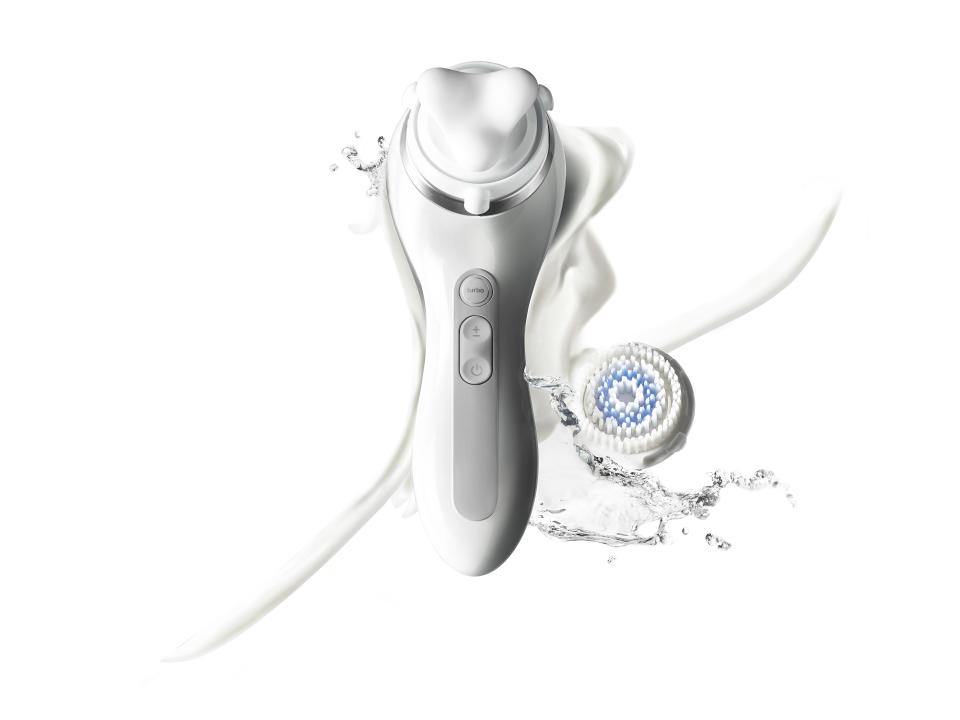 What happened when we gave the new Clarisonic Facial Firming Device—the brand's new facial massager—a test drive.