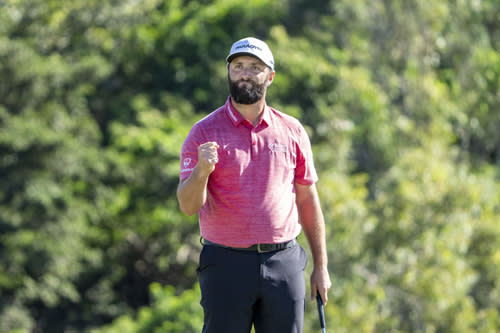 Vestido para el éxito: Jon Rahm en el Sentry Tournament of Champions 2023