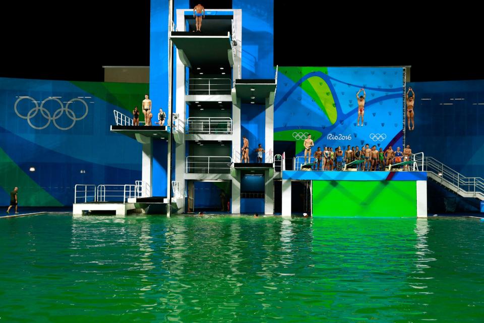 <p>General view of the diving pool at Maria Lenk Aquatics Centre on Day 4 of the Rio 2016 Olympic Games on August 9, 2016 in Rio de Janeiro, Brazil. (Photo by Adam Pretty/Getty Images) </p>