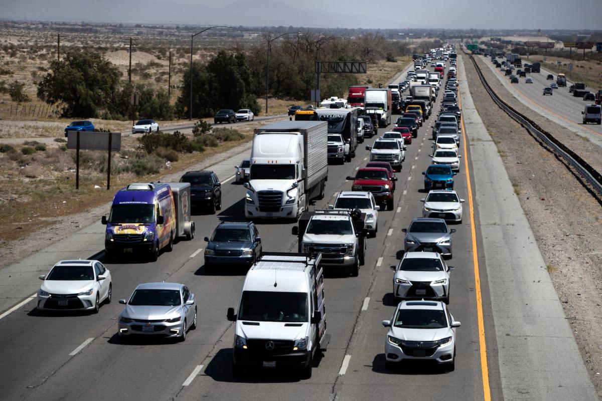 Coachella 2023 Traffic heavy as Weekend 2 attendees exit the desert