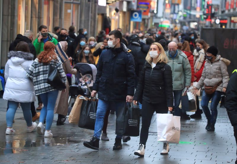 FILE PHOTO: Cologne's shopping street crowded during the coronavirus pandemic