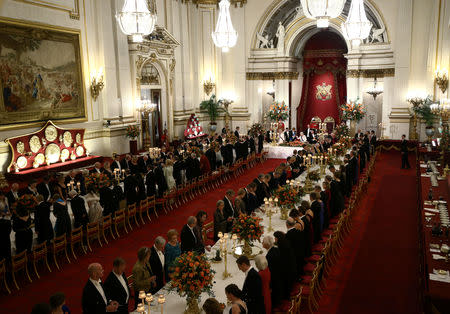 Queen Elizabeth II makes a toast during a State Banquet at Buckingham Palace, as part of King Willem Alexander's state visit to the UK,Êin London, Britain, October 23, 2018. Yui Mok/Pool via REUTERS